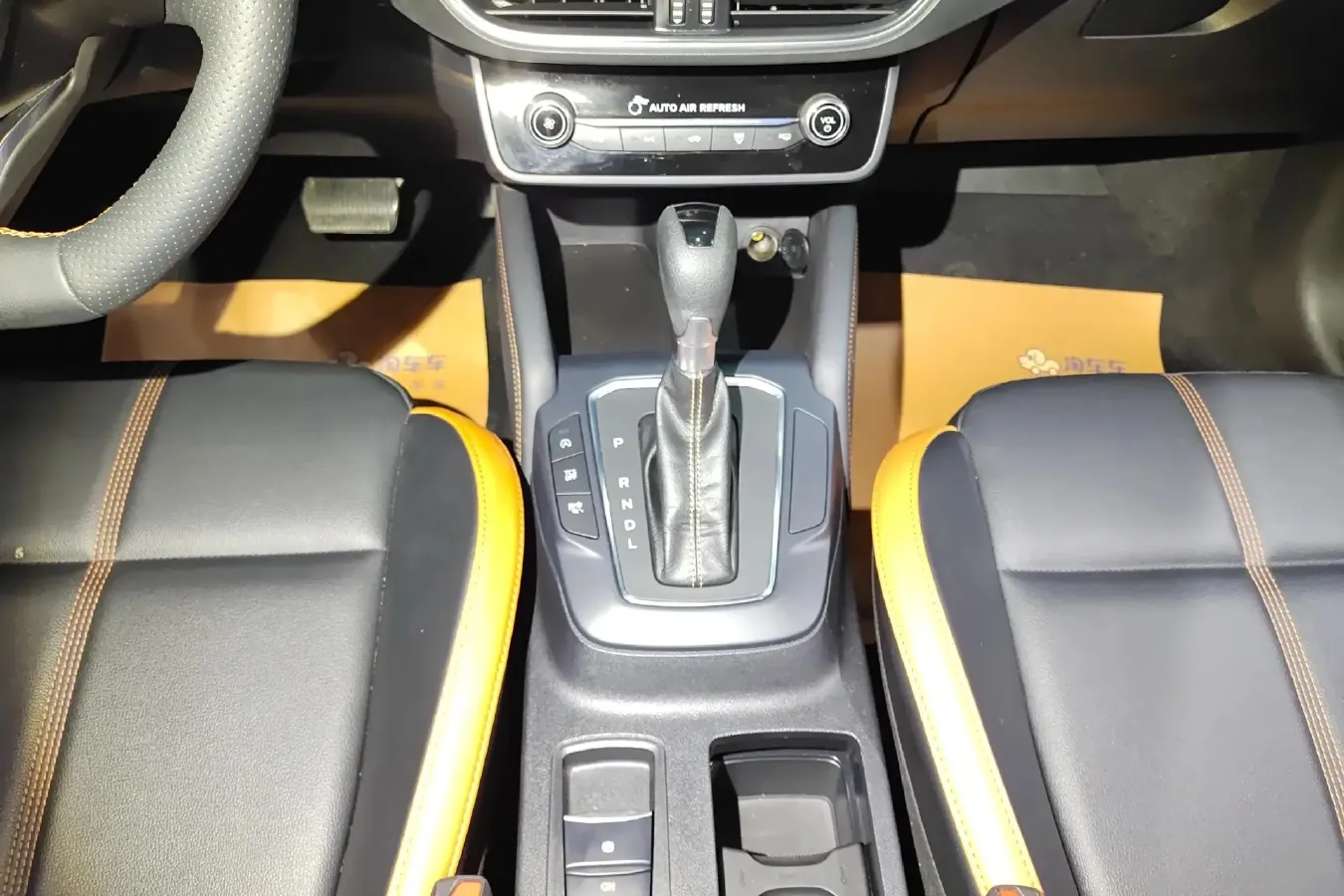 2022 Ford Focus 1.5T 177HP L4 6AT,autocango,china used car exporter,china ev exporter,chinese used car exporter,chinese used ev exporter