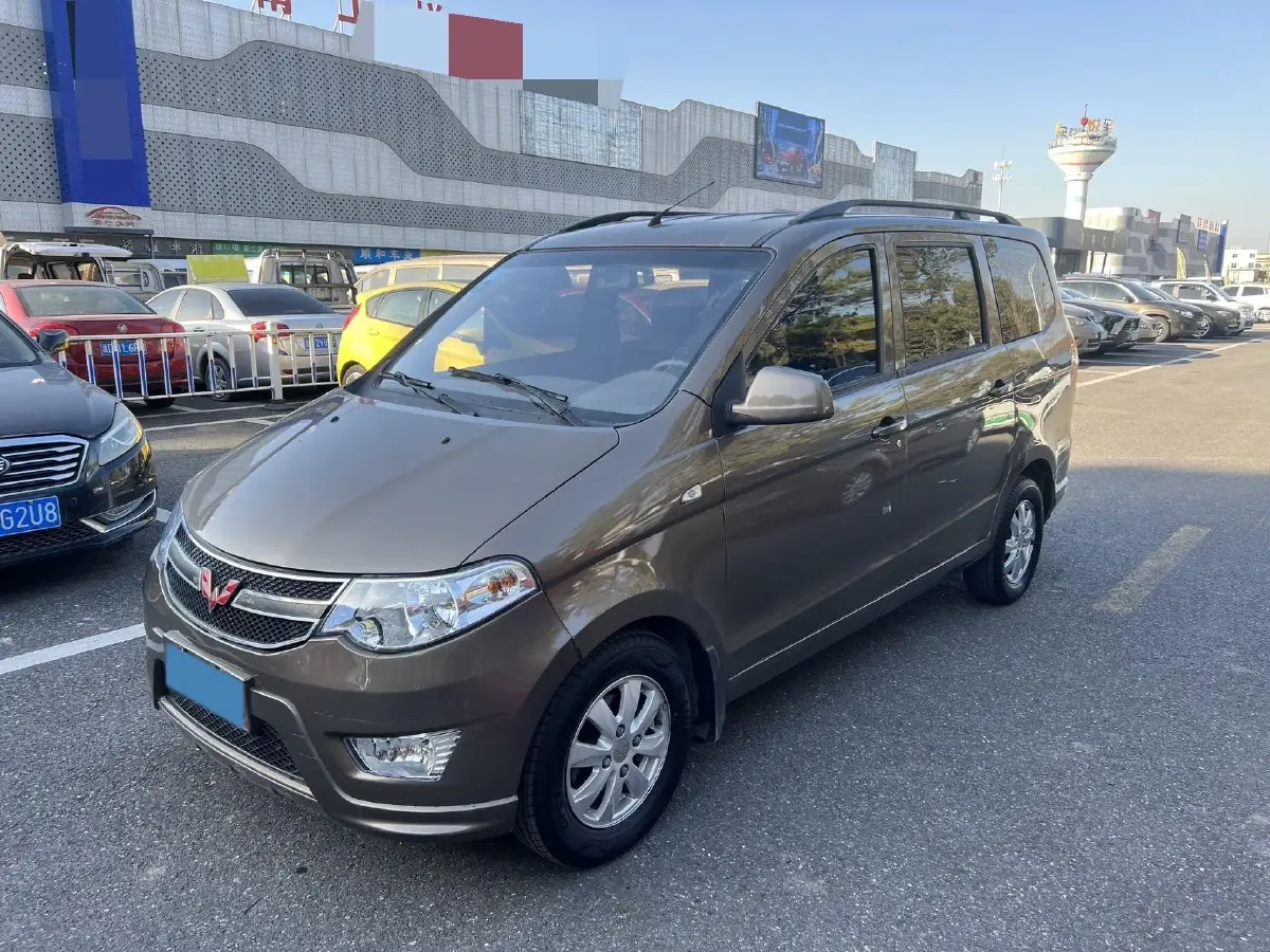 2016 WuLing HongGuang 1.5L 112HP L4 5MT