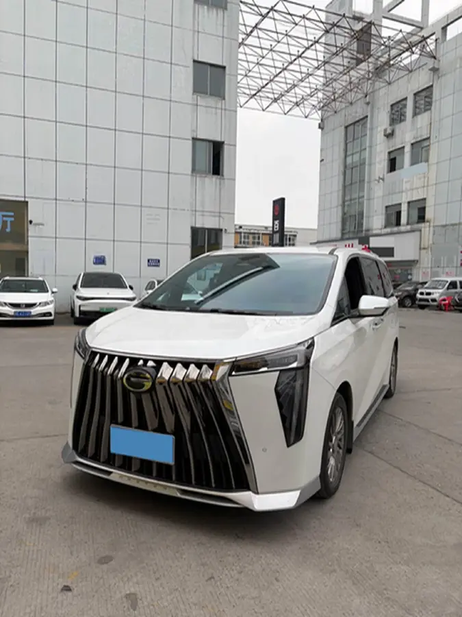 2024 GAC Trumpchi M8 2.0T 190HP L4 E-CVT Hybrid