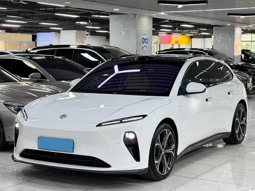 2024 NIO ET5T BEV 75KWH