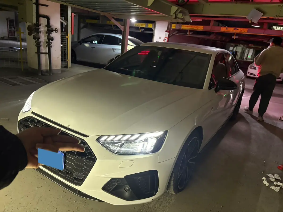 2024 Audi A4L 2.0T 245HP L4 7DCT