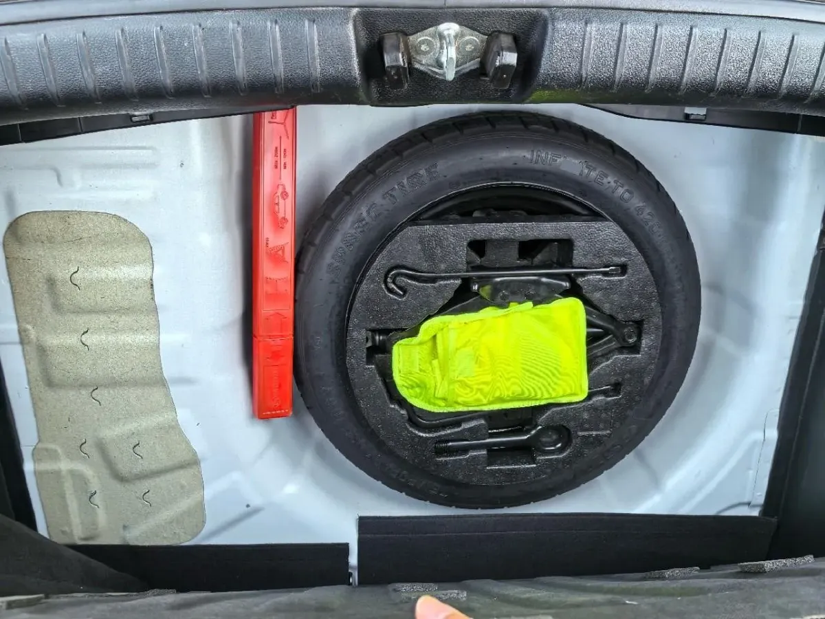 2021 Kia KX1 1.4L 100HP L4 CVT,autocango,china used car exporter,china ev exporter,chinese used car exporter,chinese used ev exporter