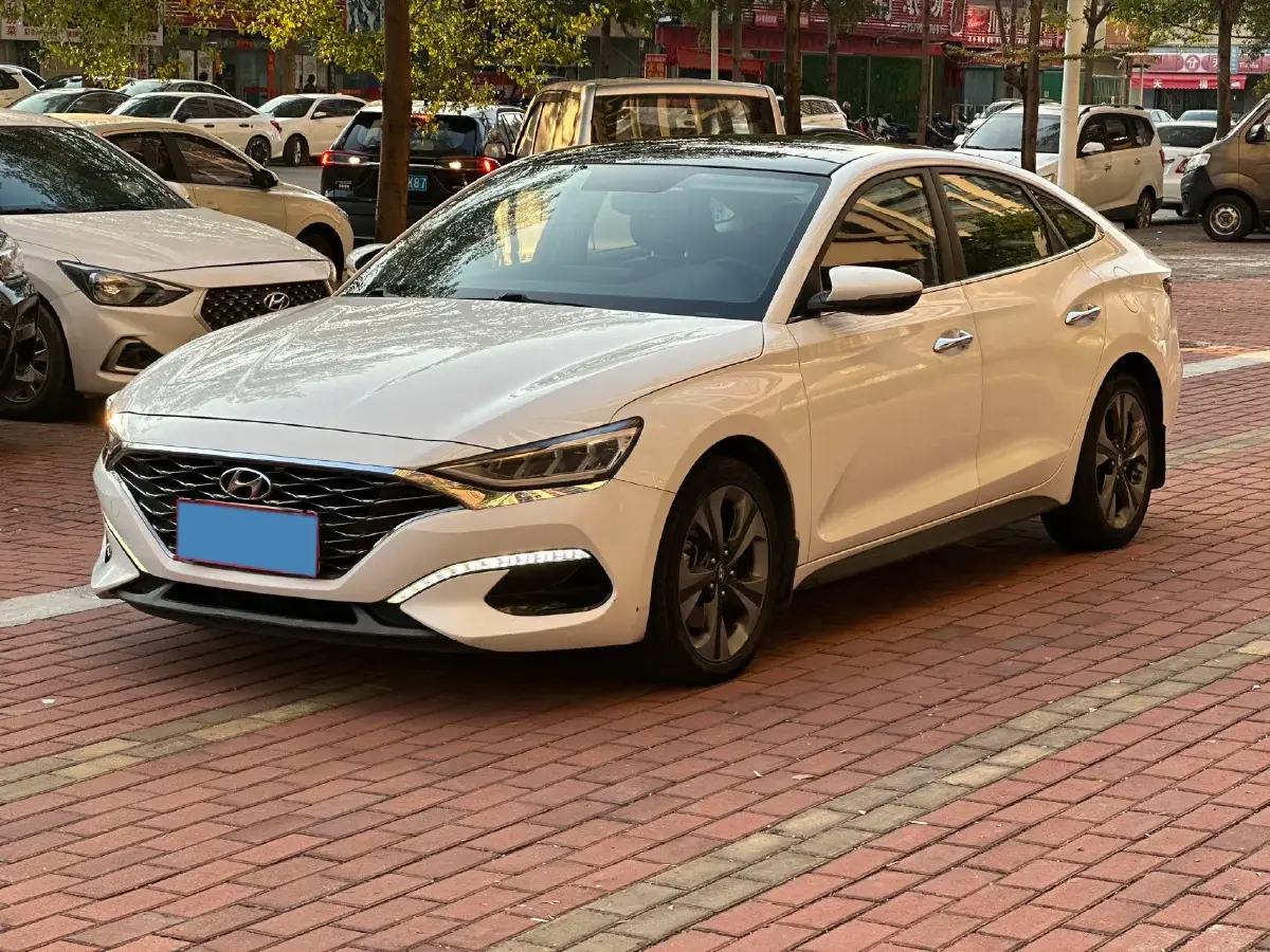 2019 Hyundai La Festa 1.6T 190HP L4 7DCT