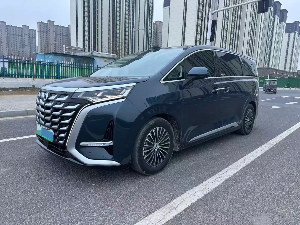 2024 Denza D9 1.5T 139HP L4 E-CVT PHEV 40KWH