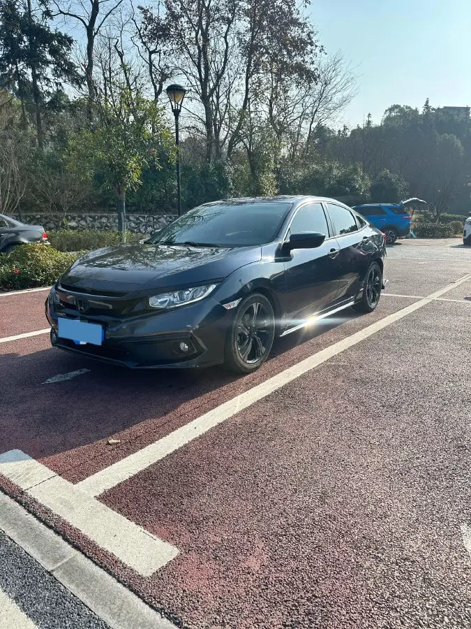 2019 Honda Civic 1.5T 177HP L4 CVT