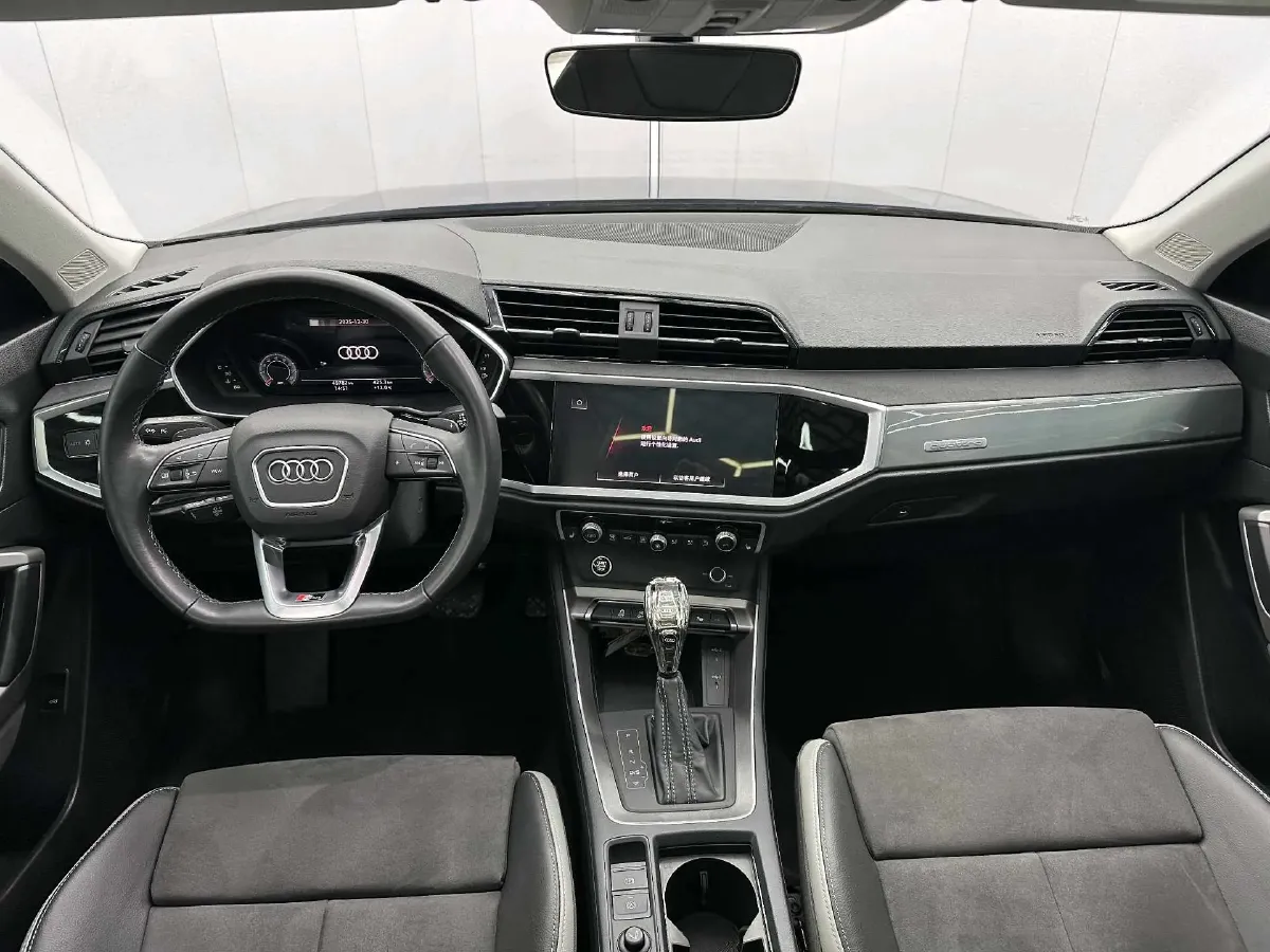 2023 Audi Q3 1.4T 150HP L4 7DCT,autocango,china used car exporter,china ev exporter,chinese used car exporter,chinese used ev exporter