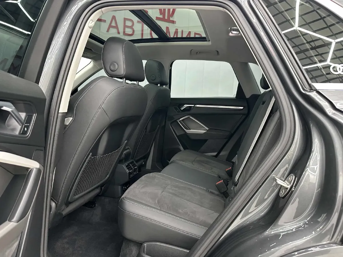 2023 Audi Q3 1.4T 150HP L4 7DCT,autocango,china used car exporter,china ev exporter,chinese used car exporter,chinese used ev exporter