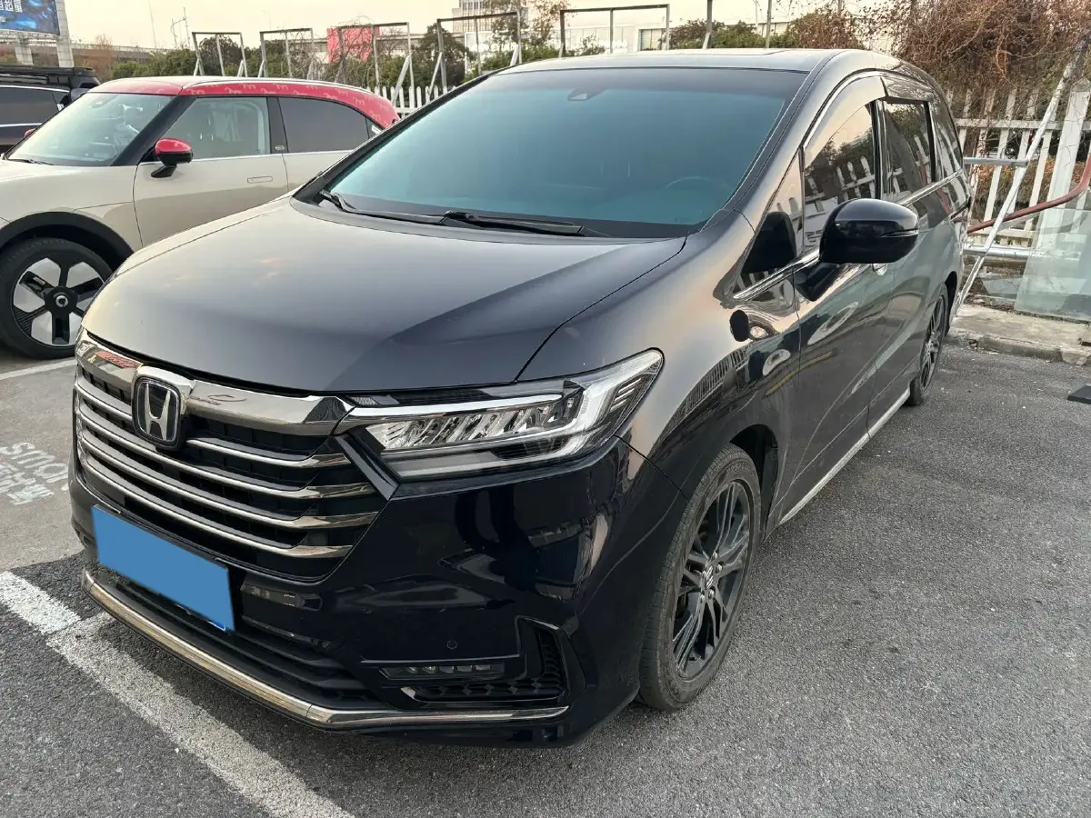 2022 Honda Odyssey 2.0L 146HP L4 E-CVT Hybrid