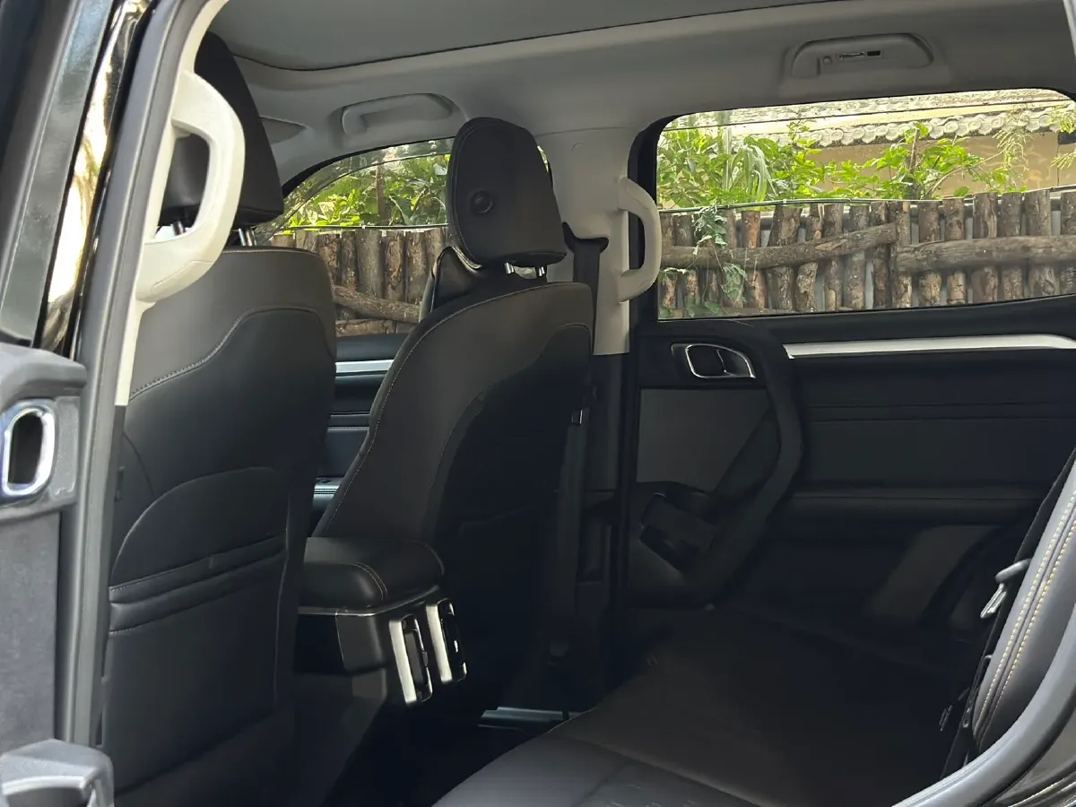 2022 Haval Dargo 2.0T 211HP L4 7DCT,autocango,china used car exporter,china ev exporter,chinese used car exporter,chinese used ev exporter