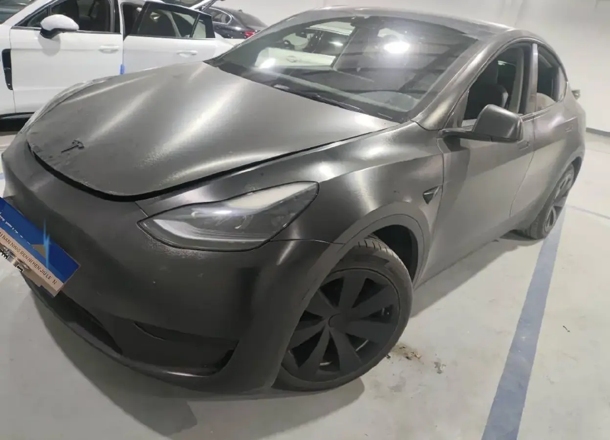 2022 Tesla Model Y BEV 60KWH