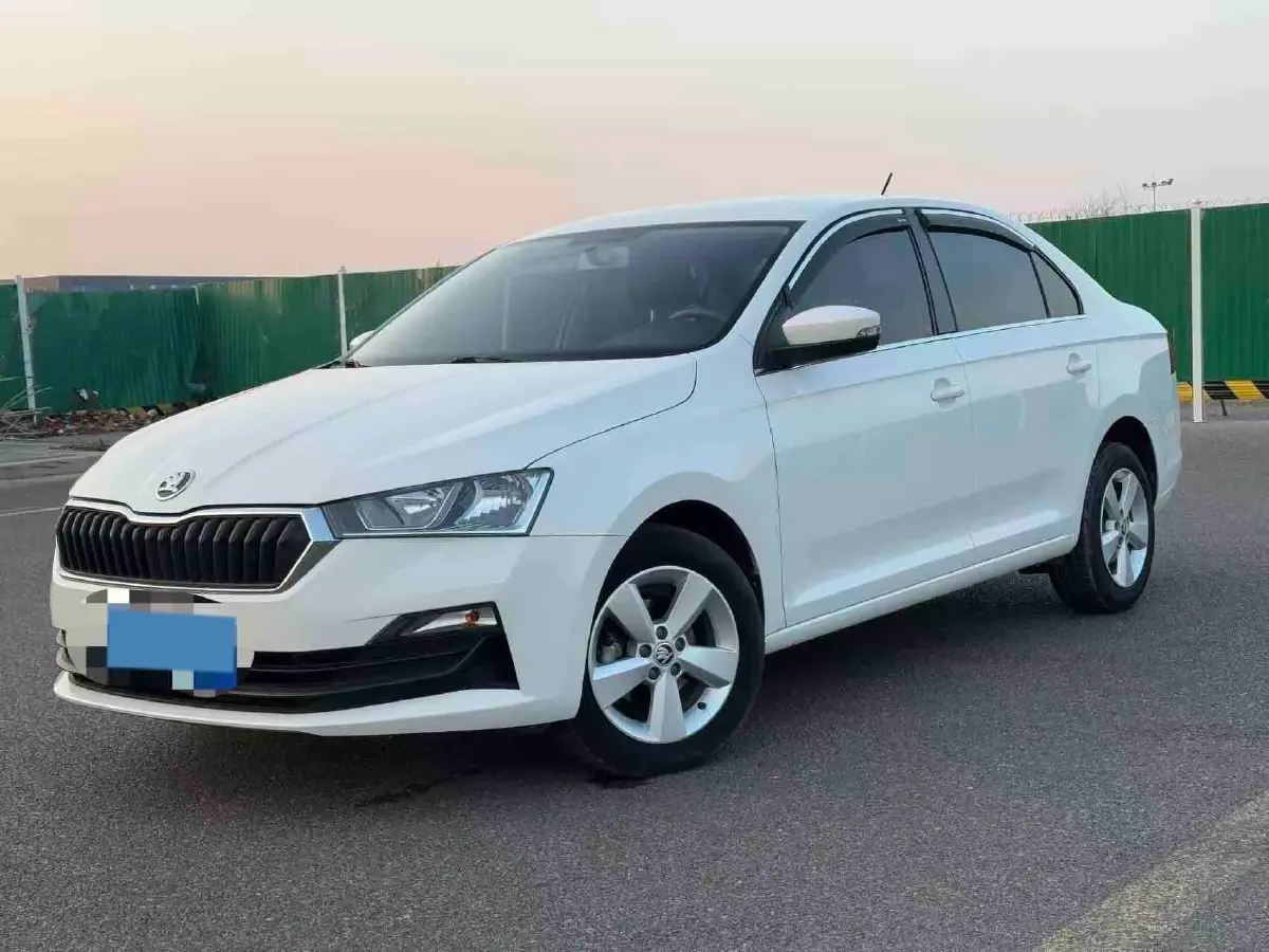 2020 Skoda Rapid 1.5L 112HP L4 5MT