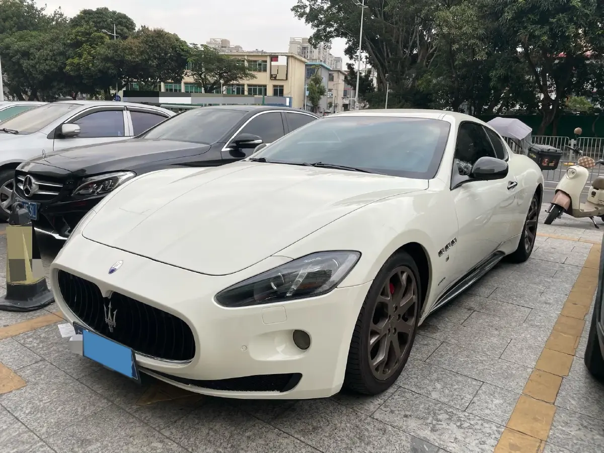 2007 Maserati GranTurismo 4.2L 405HP V8 6AT