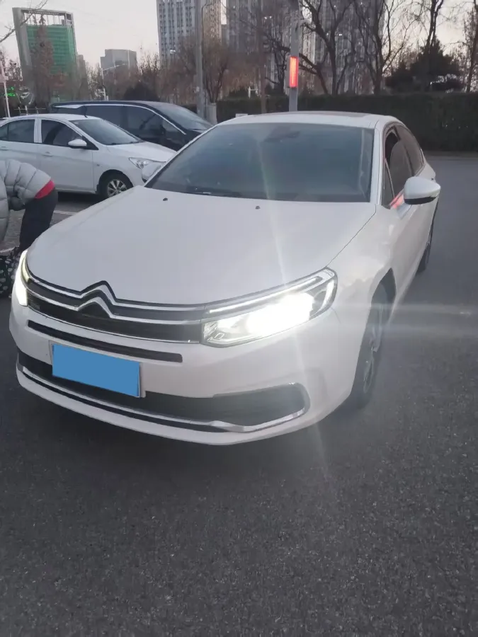 2017 Citroen C5 1.6T 167HP L4 6AT,autocango,china used car exporter,china ev exporter,chinese used car exporter,chinese used ev exporter