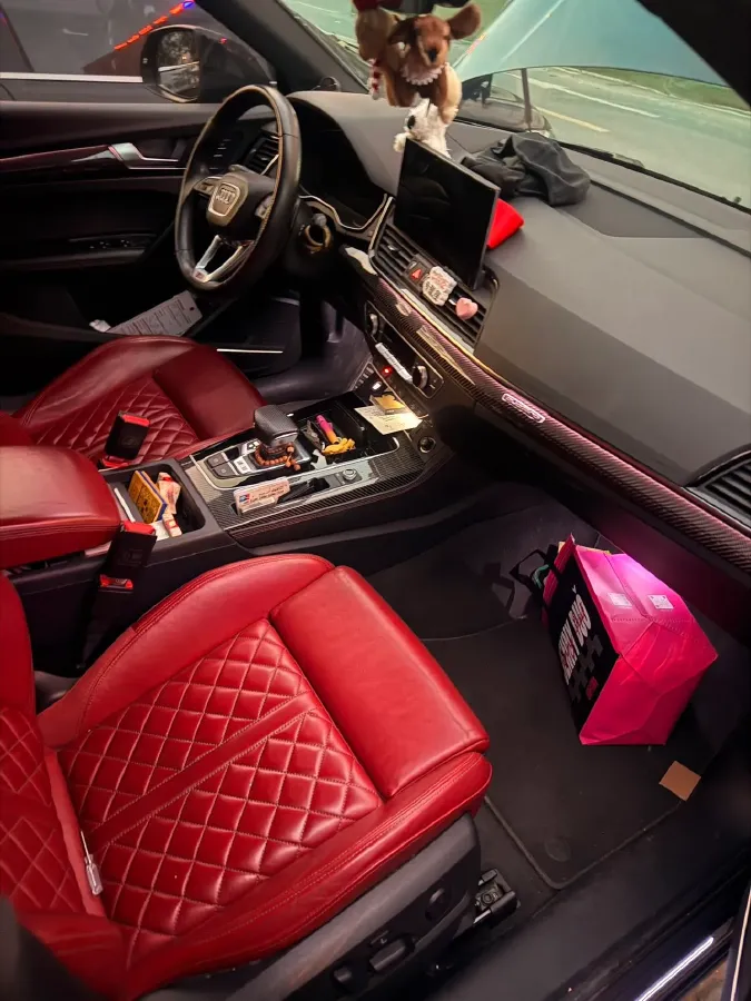 2021 Audi SQ5 3.0T 354HP V6 8AT,autocango,china used car exporter,china ev exporter,chinese used car exporter,chinese used ev exporter