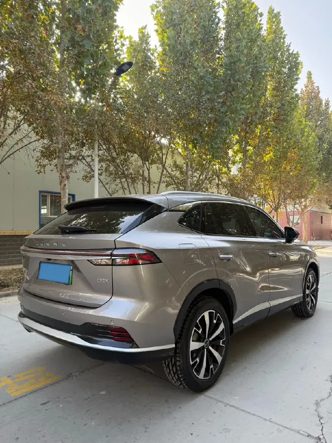 2024 Roewe D5X DMH 1.5T 150HP L4 2DHT PHEV 21.4KWH,autocango,china used car exporter,china ev exporter,chinese used car exporter,chinese used ev exporter