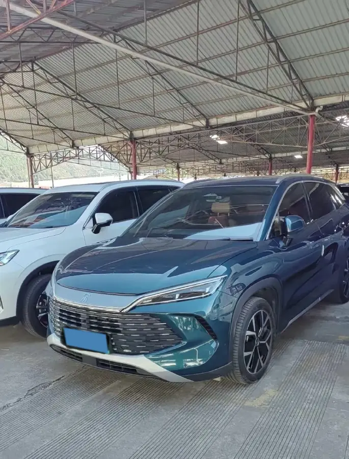 2024 BYD SongL DM-i 1.5L 101HP L4 E-CVT PHEV 26.6KWH