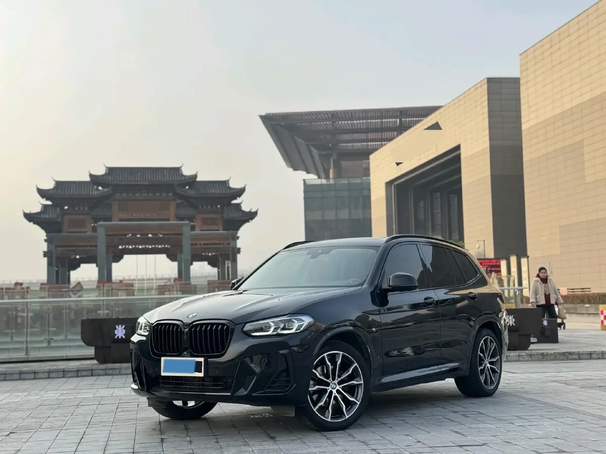 2023 BMW X3 2.0T 245HP L4 8AT