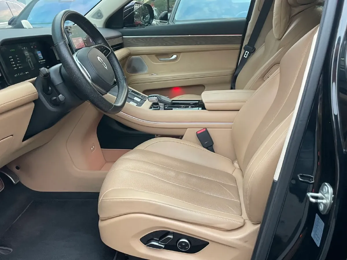 2022 Infiniti Q50L 2.0T 211HP L4 7AT,autocango,china used car exporter,china ev exporter,chinese used car exporter,chinese used ev exporter