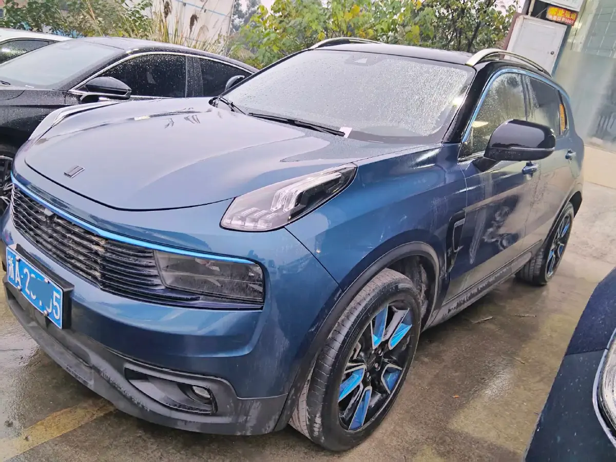 2019 LYNK&CO 01 2.0T 190HP L4 6AT