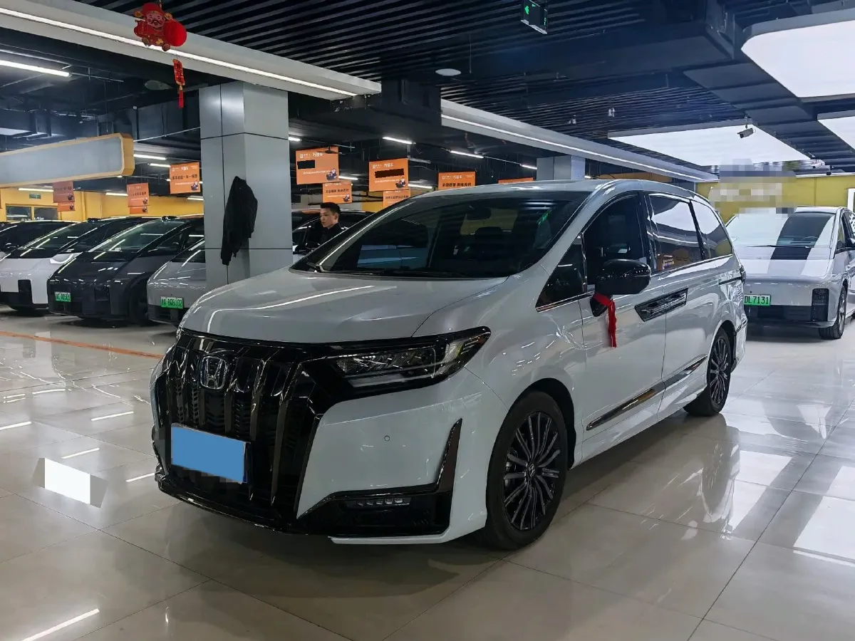 2026 Jingfei Automobile Z9 1.5T 147HP L4 4DHT PHEV,autocango,china used car exporter,china ev exporter,chinese used car exporter,chinese used ev exporter