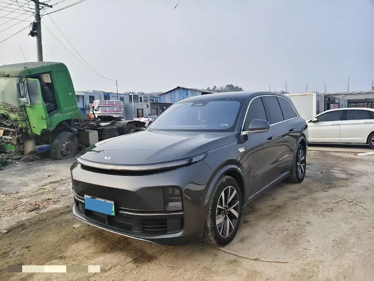 2023 Li L8 Range Extended 154HP REEV 40.9KWH
