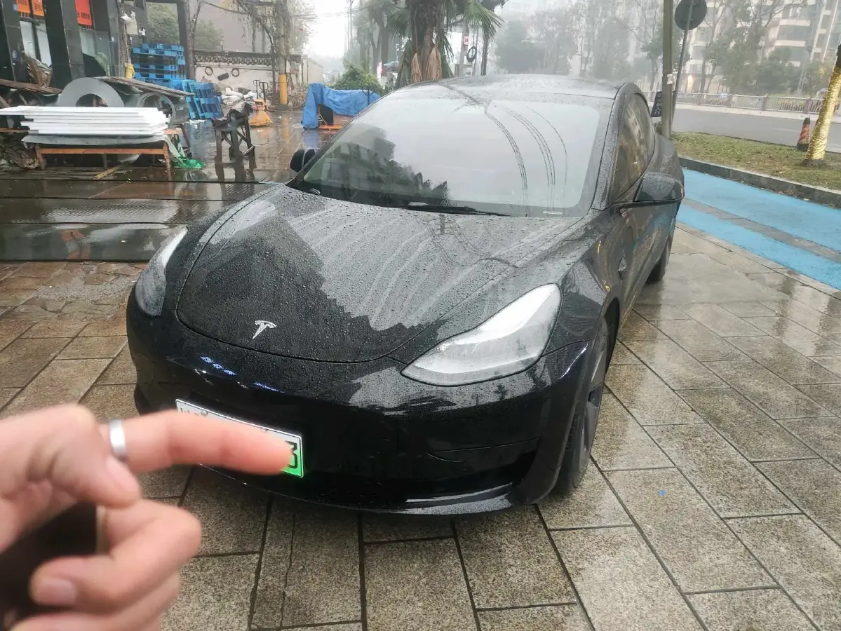 2022 Tesla Model 3 BEV 60KWH