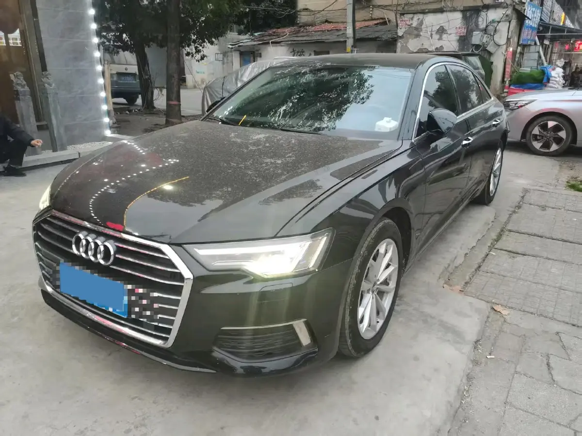 2021 Audi A6L 2.0T 190HP L4 7DCT