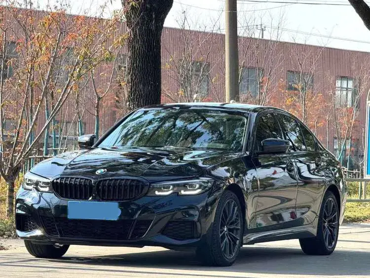 2022 BMW 3 Series 2.0T 184HP L4 8AT