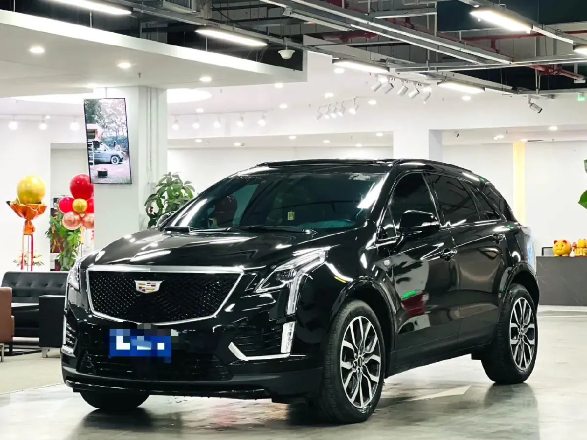 2023 Cadillac XT5 2.0T 237HP L4 9AT