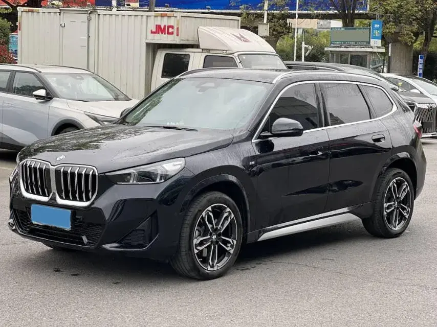 2024 BMW X1 2.0T 204HP L4 7DCT