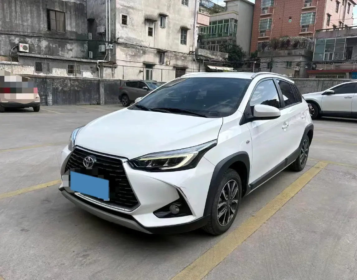 2022 Toyota Yaris L 1.5L 112HP L4 CVT
