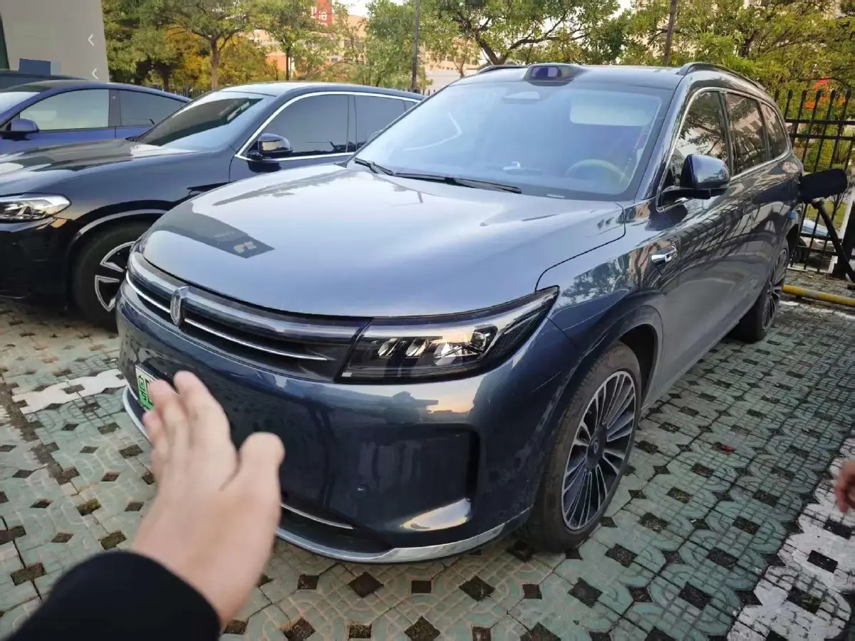 2024 AITO AITO M7 1.5T 152HP L4 REEV 42KWH