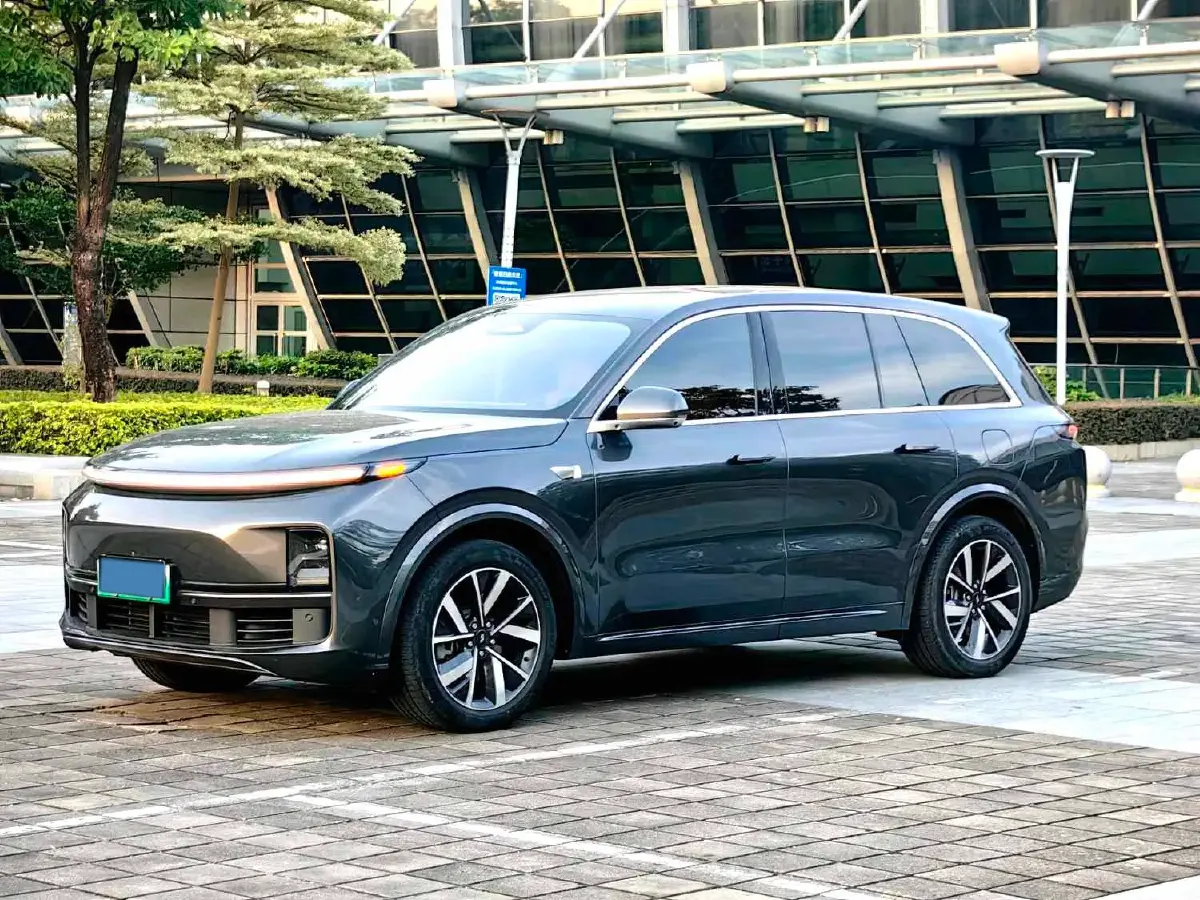 2023 Li L8 Range Extended 154HP REEV 40.9KWH