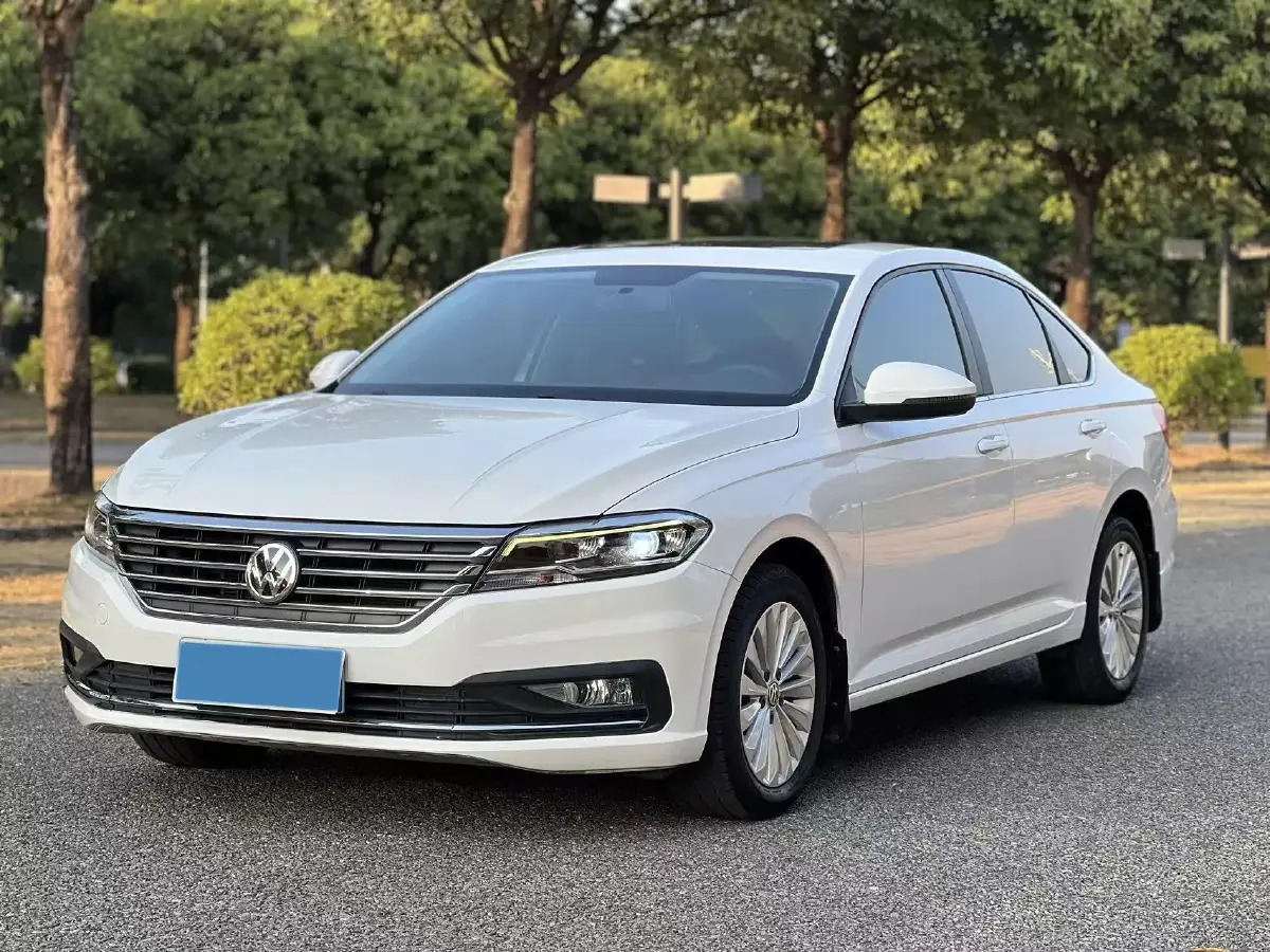 2019 Volkswagen Lavida 1.5L 113HP L4 6AT