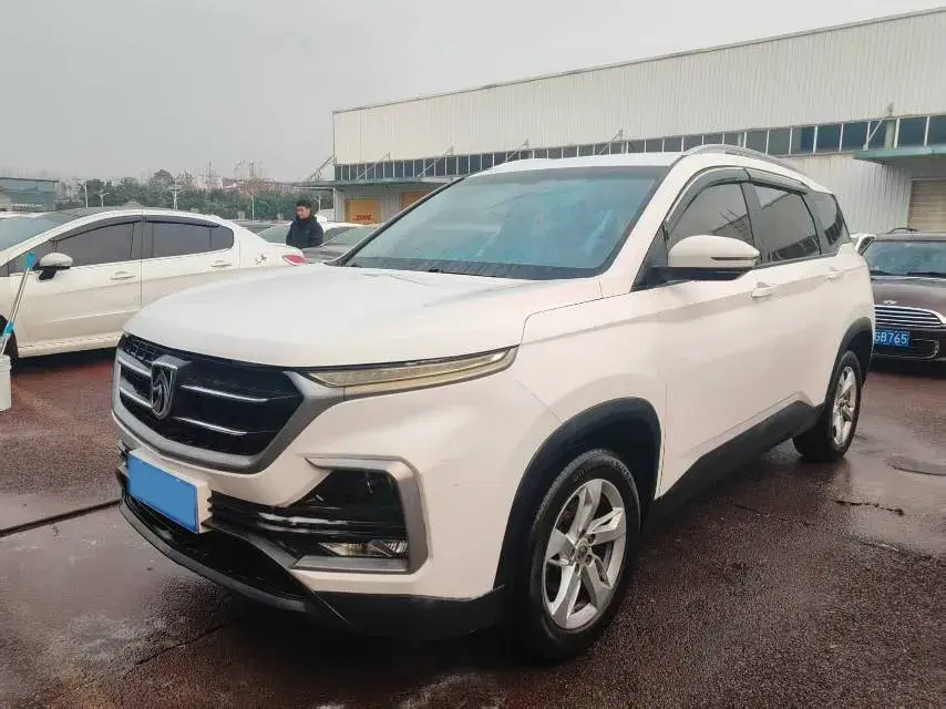 2018 BaoJun 530 1.5T 150HP L4 6MT
