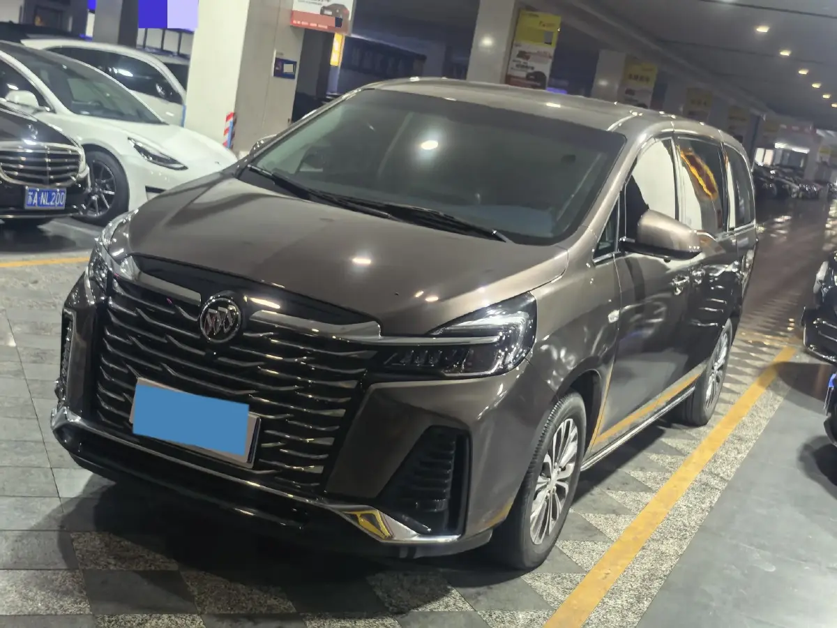 2023 Buick GL8 2.0T 237HP L4 9AT