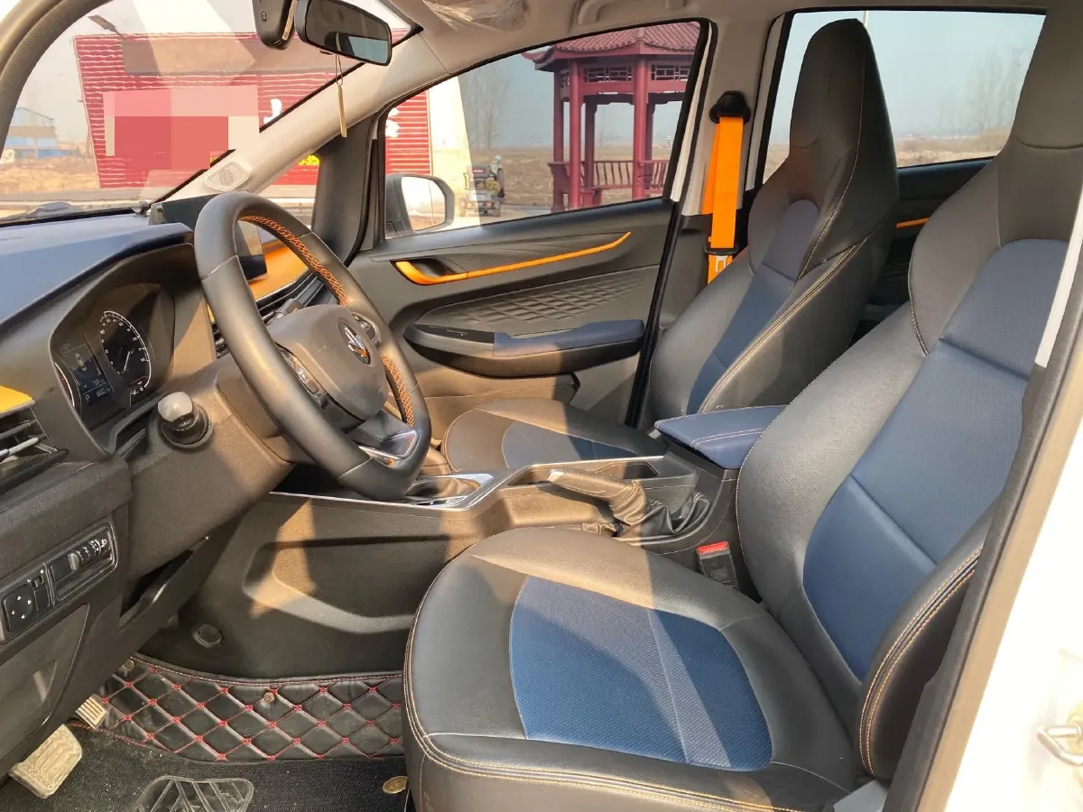 2022 Livan X3 PRO 1.5L 113HP L4 CVT,autocango,china used car exporter,china ev exporter,chinese used car exporter,chinese used ev exporter