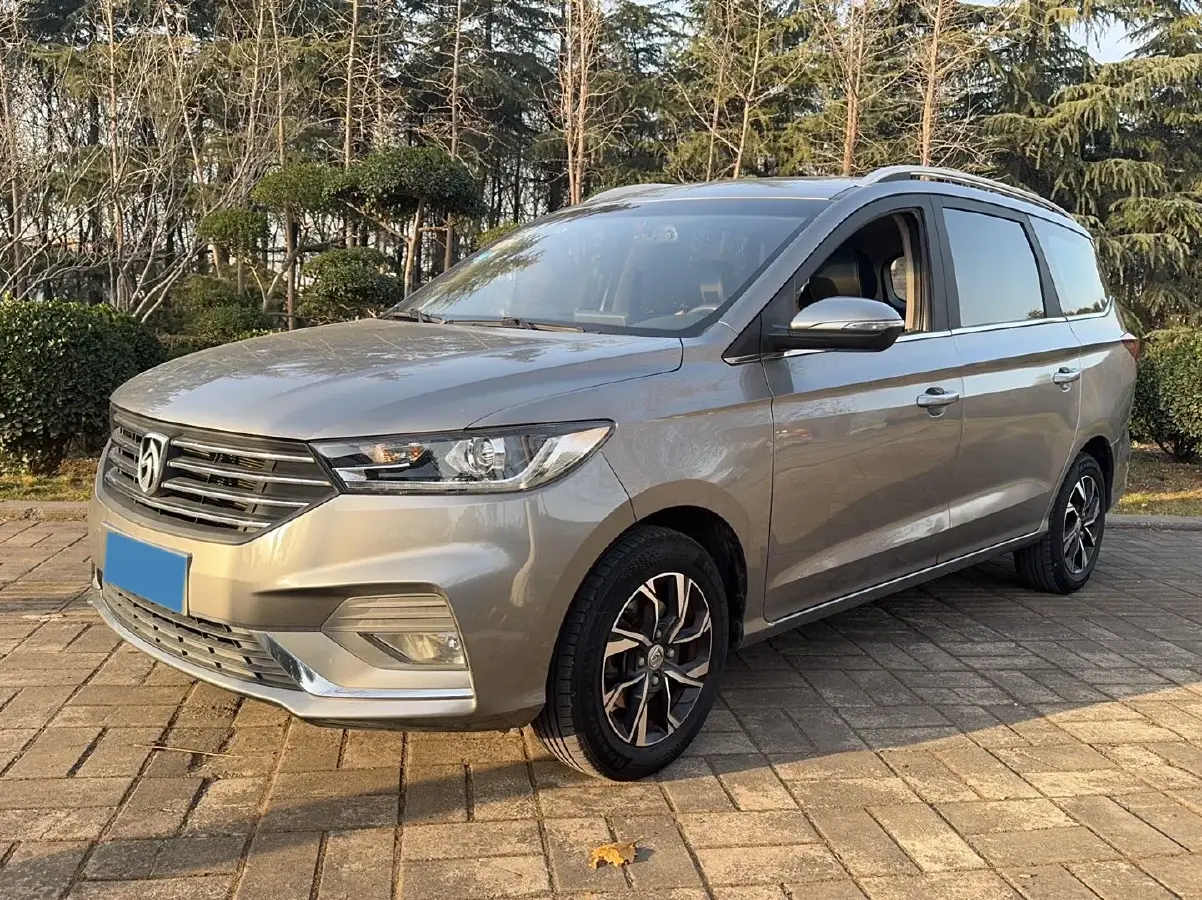 2019 BaoJun 360 1.5L 105HP L4 6MT