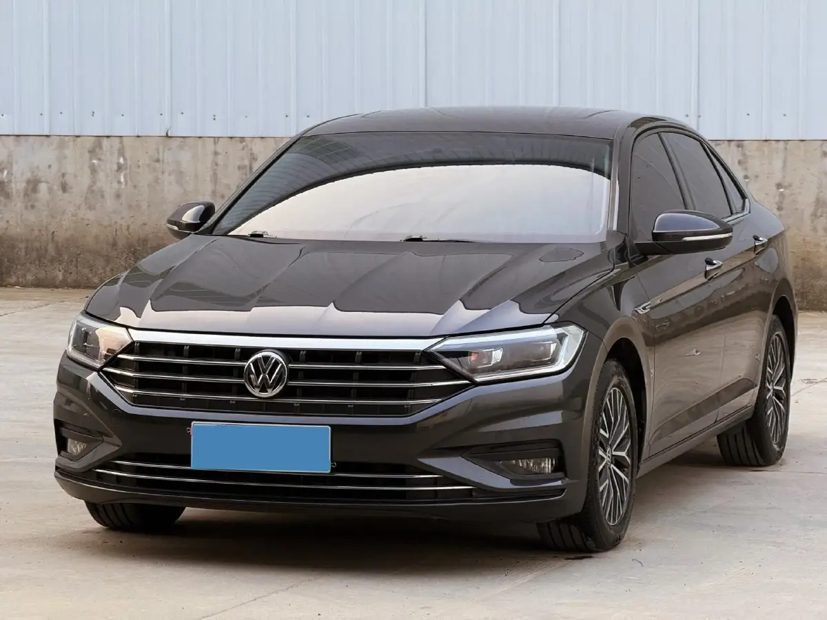 2020 Volkswagen Sagitar 1.4T 150HP L4 7DCT