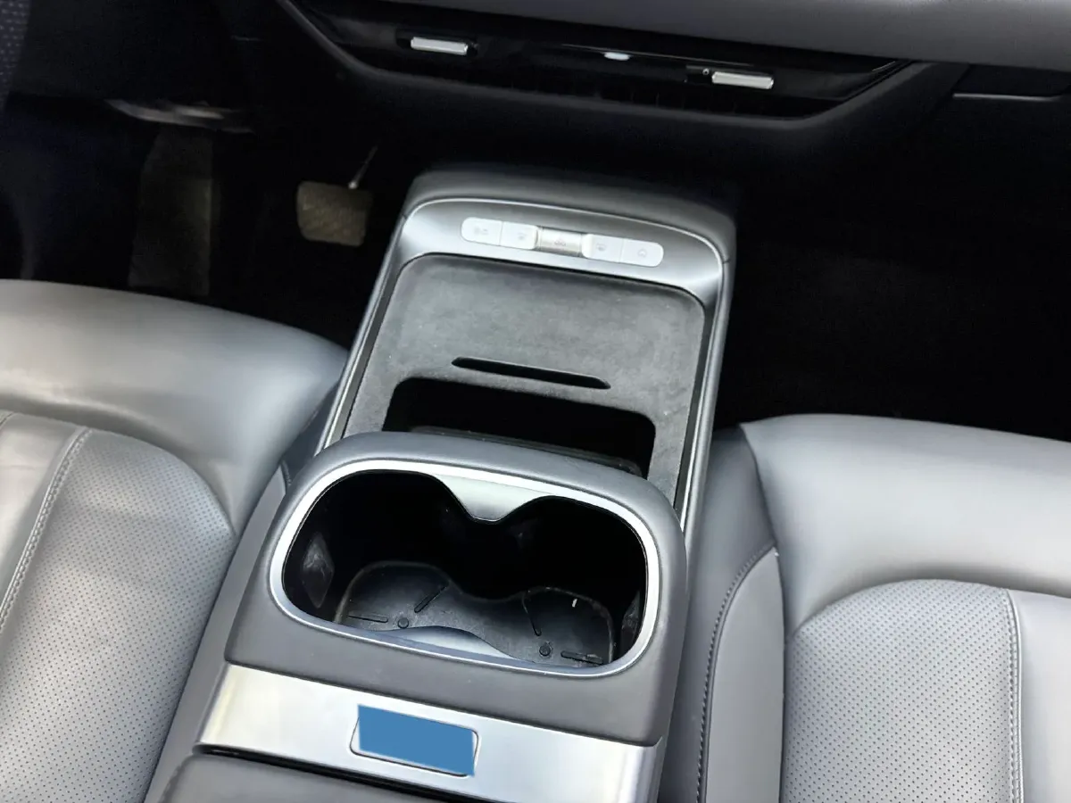 2025 MG MG ES5 BEV 62.2KWH,autocango,china used car exporter,china ev exporter,chinese used car exporter,chinese used ev exporter