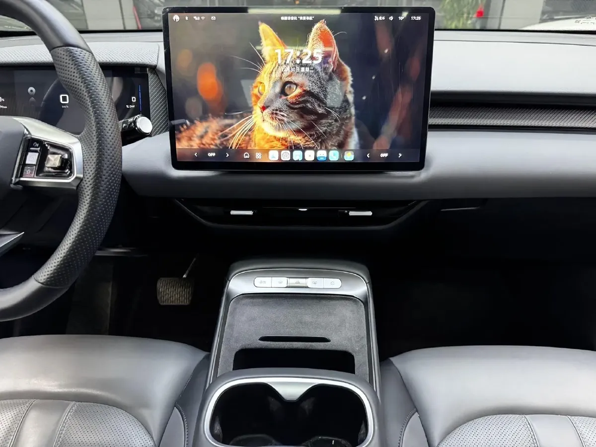 2025 MG MG ES5 BEV 62.2KWH,autocango,china used car exporter,china ev exporter,chinese used car exporter,chinese used ev exporter