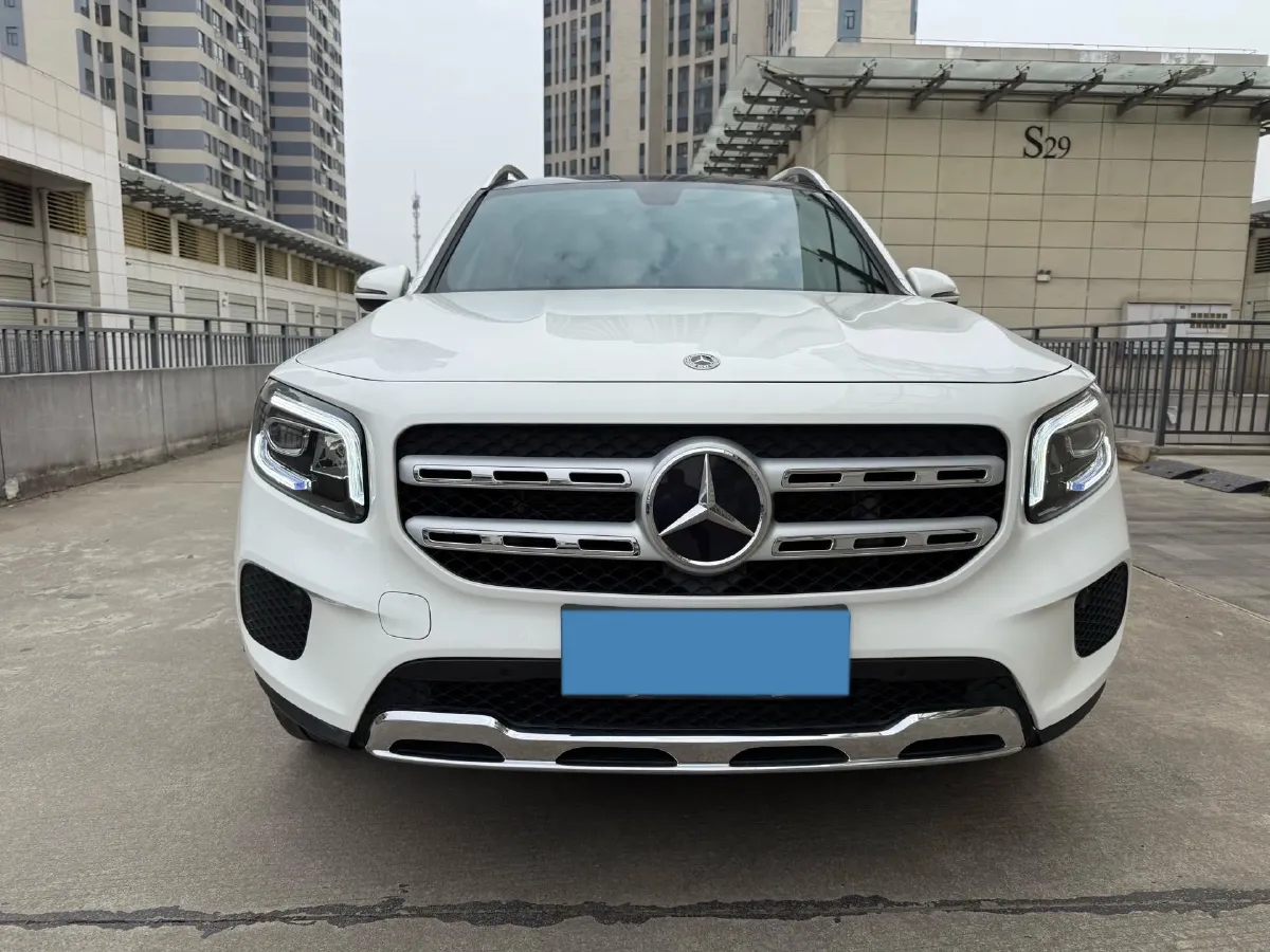 2022 Mercedes-Benz GLB Class 1.3T 163HP L4 7DCT,autocango,china used car exporter,china ev exporter,chinese used car exporter,chinese used ev exporter