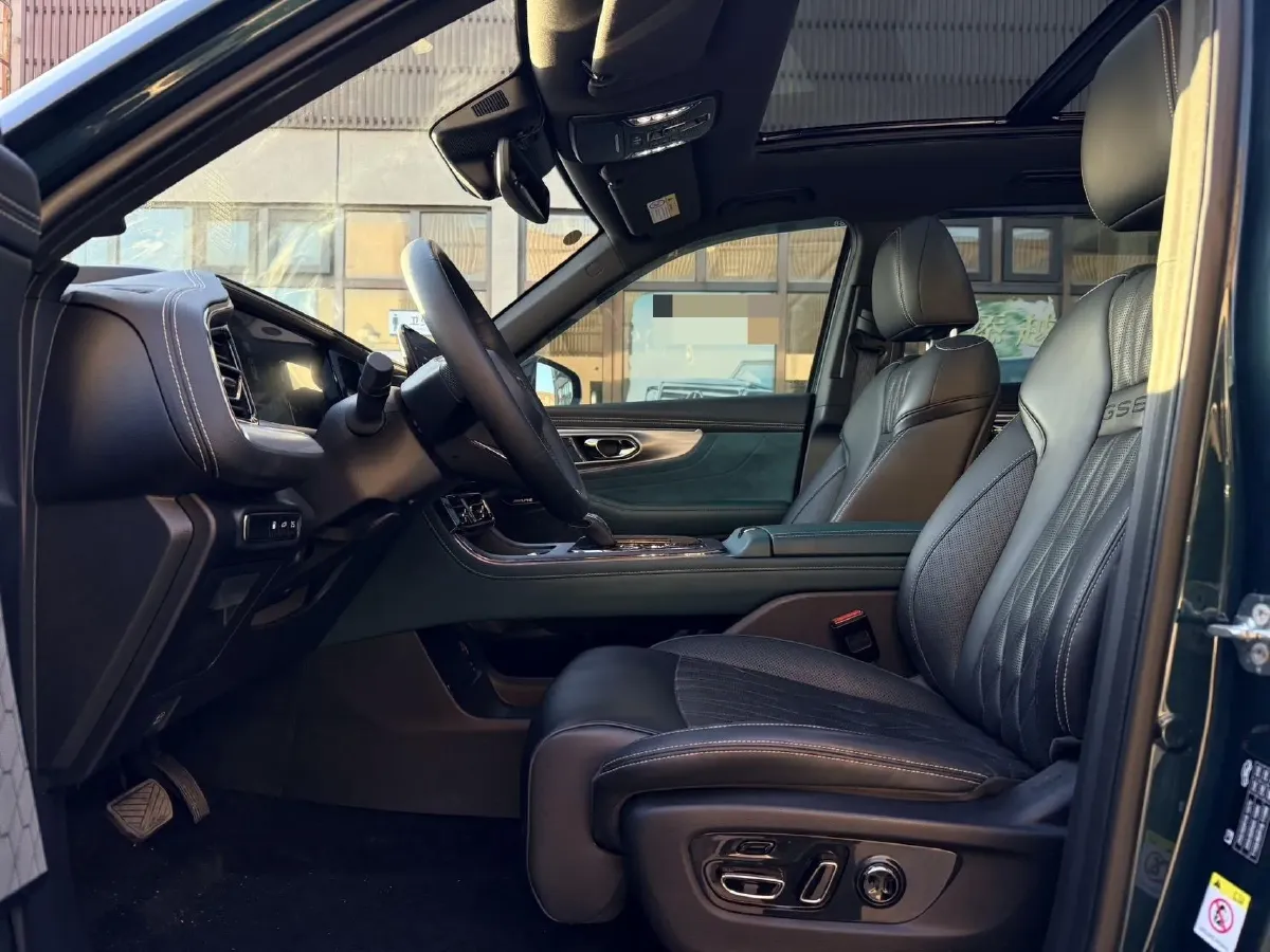 2022 GAC Trumpchi GS8 2.0T 190HP L4 E-CVT Hybrid,autocango,china used car exporter,china ev exporter,chinese used car exporter,chinese used ev exporter