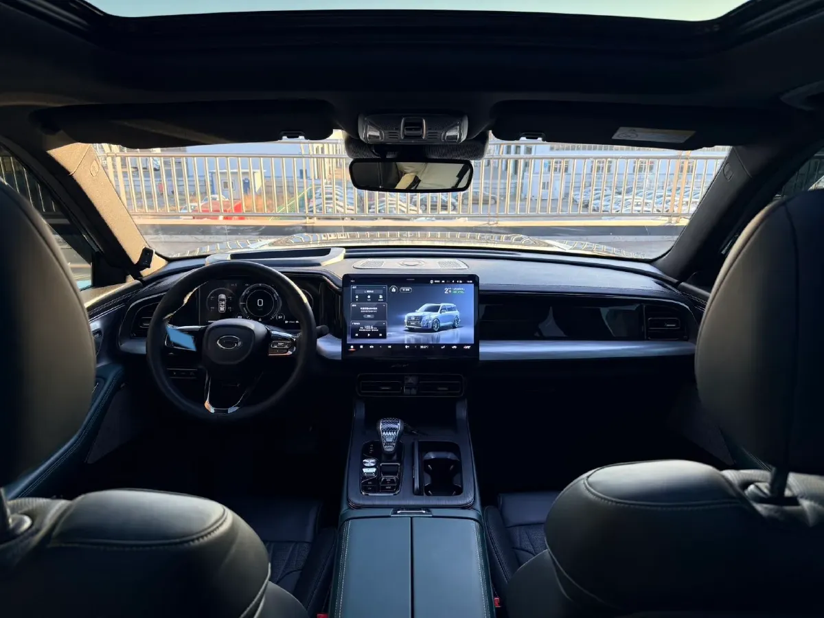 2022 GAC Trumpchi GS8 2.0T 190HP L4 E-CVT Hybrid,autocango,china used car exporter,china ev exporter,chinese used car exporter,chinese used ev exporter