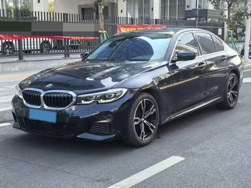 2022 BMW 3 Series 2.0T 184HP L4 8AT