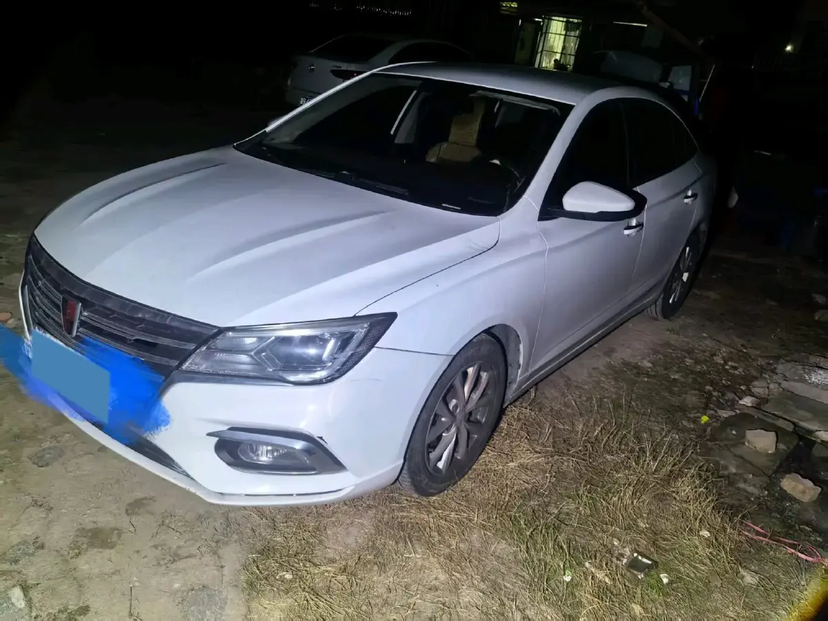 2020 Roewe i5 1.5L 120HP L4 5MT