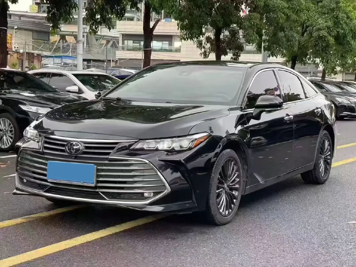 2019 Toyota Avalon 2.0L 178HP L4 CVT