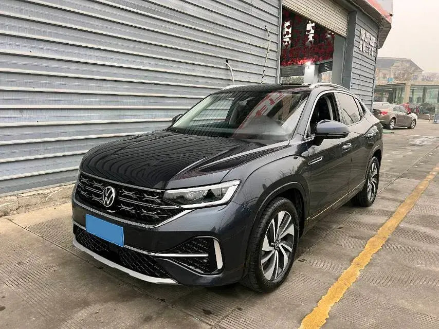 2023 Volkswagen Tayron X 2.0T 186HP L4 7DCT