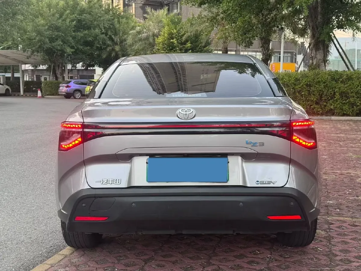 2023 Toyota bZ3 BEV 49.92KWH,autocango,china used car exporter,china ev exporter,chinese used car exporter,chinese used ev exporter