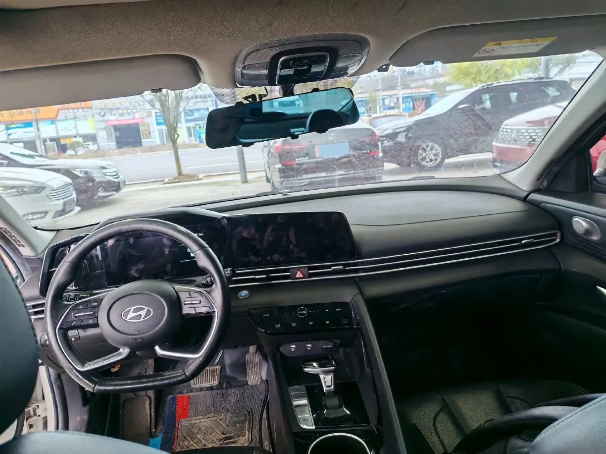 2021 Hyundai Elantra 1.5L 115HP L4 CVT,autocango,china used car exporter,china ev exporter,chinese used car exporter,chinese used ev exporter